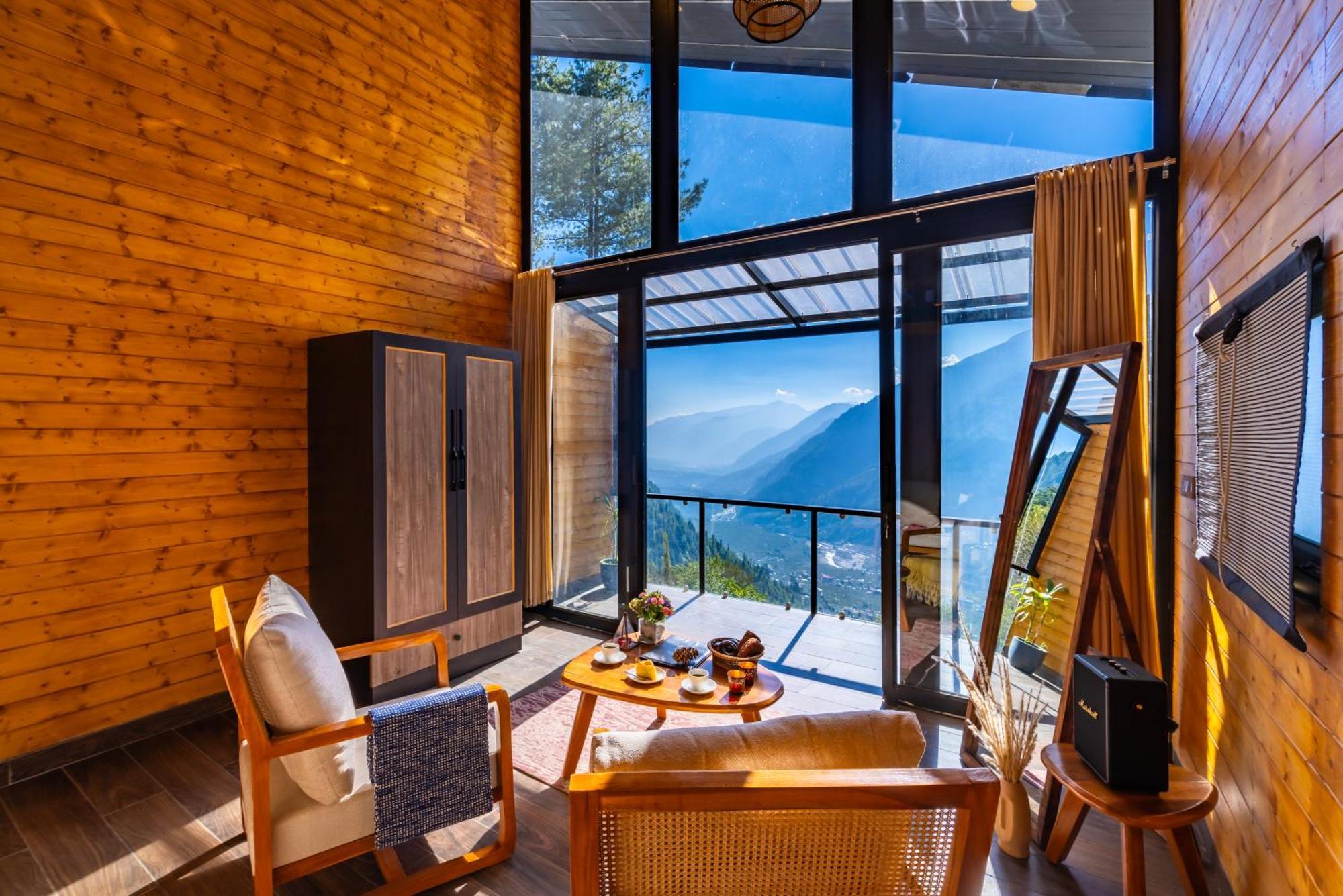 Montane Chalet , Sethan Manāli Екстериор снимка