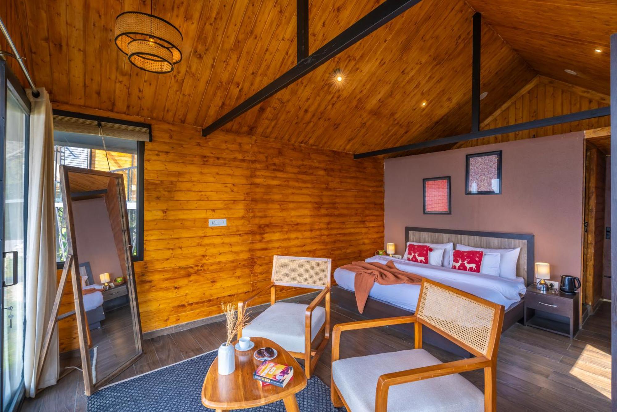 Montane Chalet , Sethan Manāli Екстериор снимка
