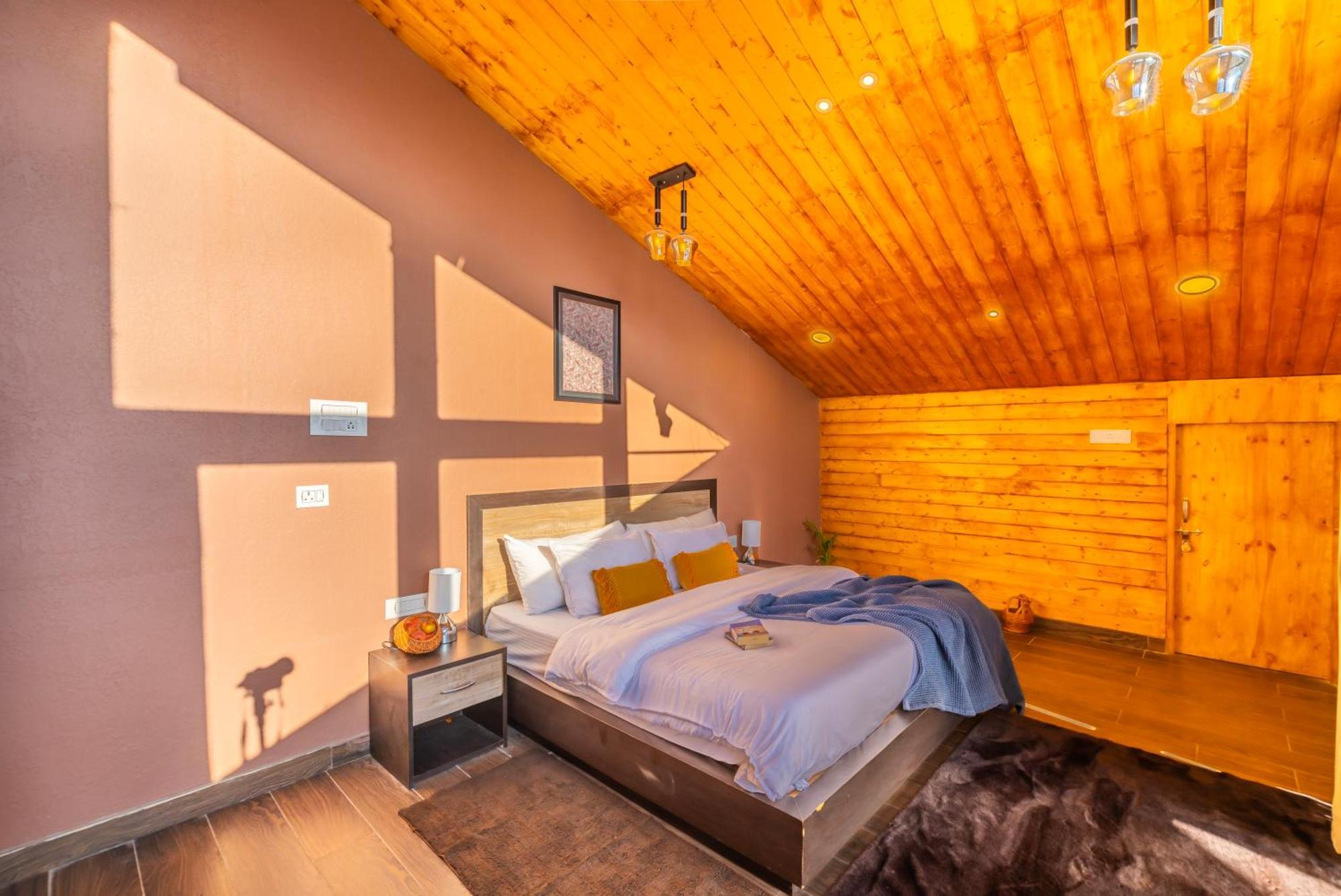 Montane Chalet , Sethan Manāli Екстериор снимка