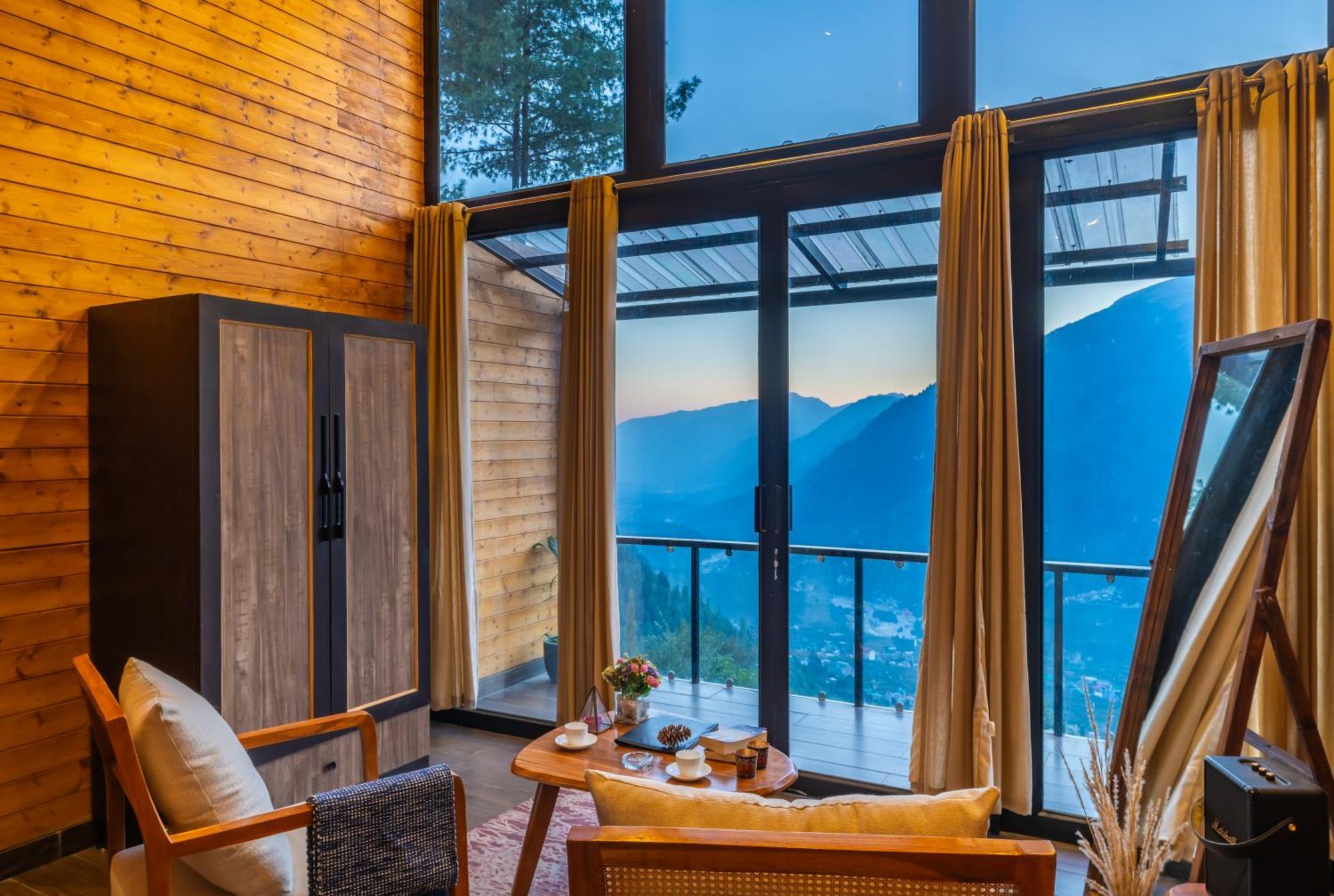 Montane Chalet , Sethan Manāli Екстериор снимка