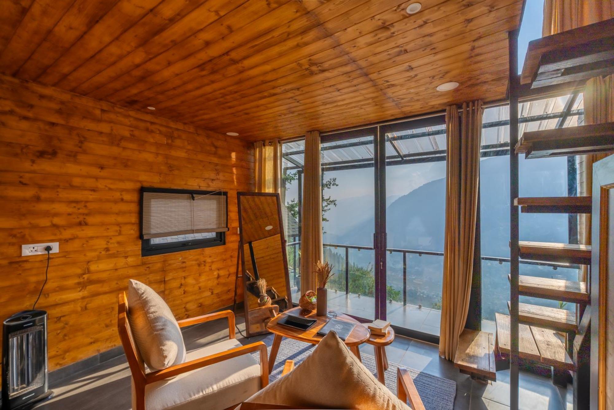 Montane Chalet , Sethan Manāli Екстериор снимка